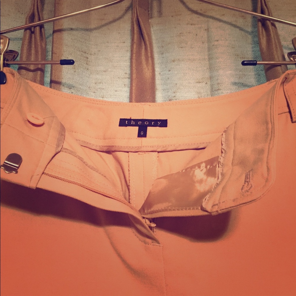 Theory beige pencil skirt size 0